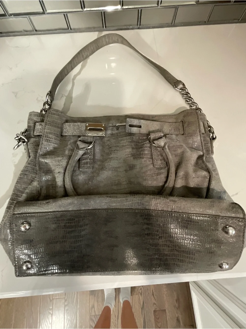 Michael Kors Hamilton Listing Description
